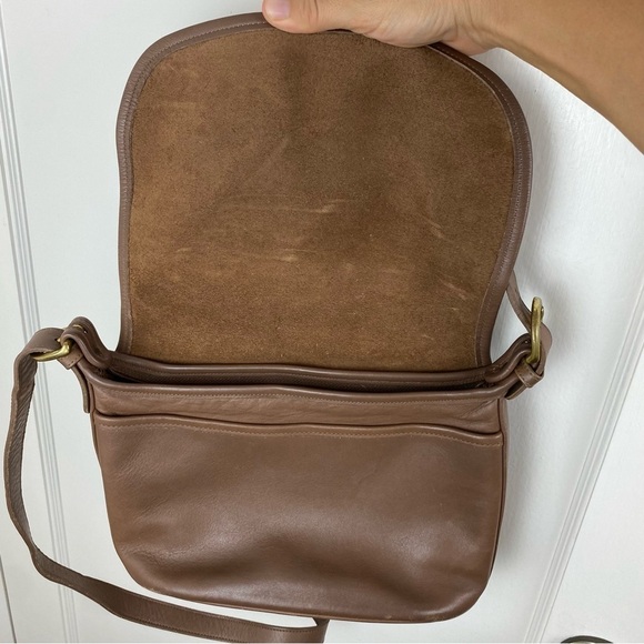 Vintage Coach Fletcher Brown Leather Saddle Bag - Picture 4 of 14